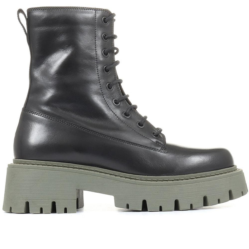 Dena Chunky Leather Lug Boots - DENA / 321 829