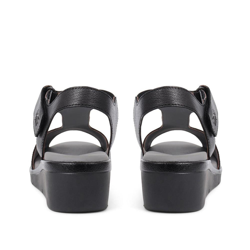 Leather Wedge Sandals - FLYLO37007 / 323 681