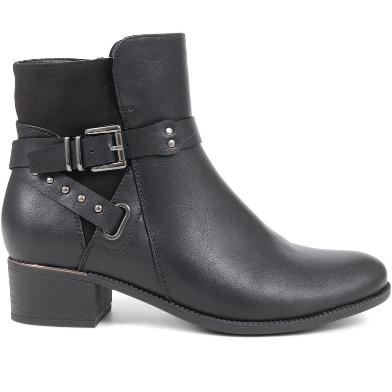 Buckle Detail Ankle Boots - WOIL38003 / 324 133