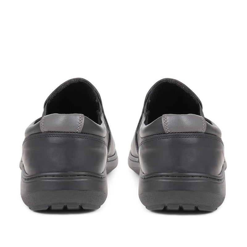 Smart Slip On Shoes - HAK38005 / 324 007