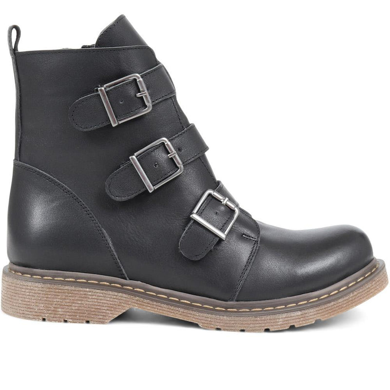Buckle Detailed Ankle Boots - BELYNR38003 / 324 142