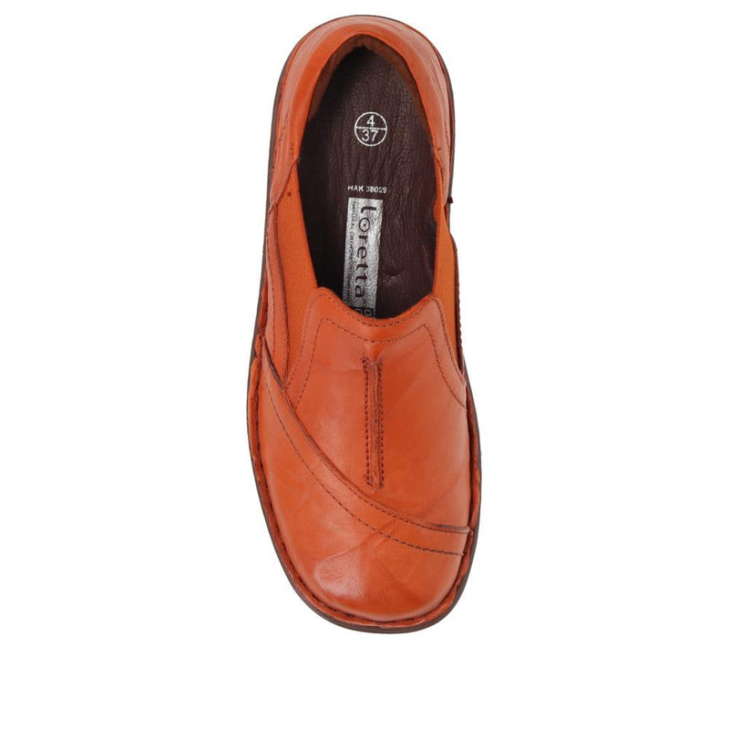 Elasticated Leather Slip Ons - HAK38029 / 324 707