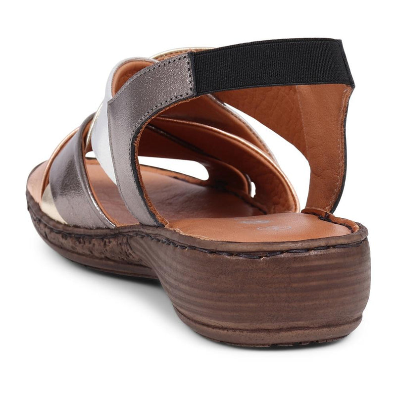 Leather Cross-Strap Sandals - LUCK39001 / 325 519