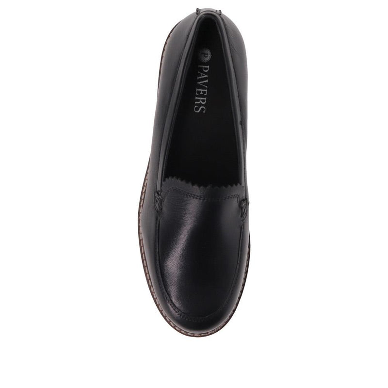 Flat-Heeled Slip-On Shoes - MAGNU40001 / 326 369