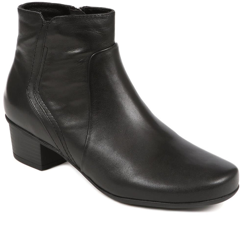 Polished Leather Heeled Ankle Boots - FUTUR38001 / 324 209